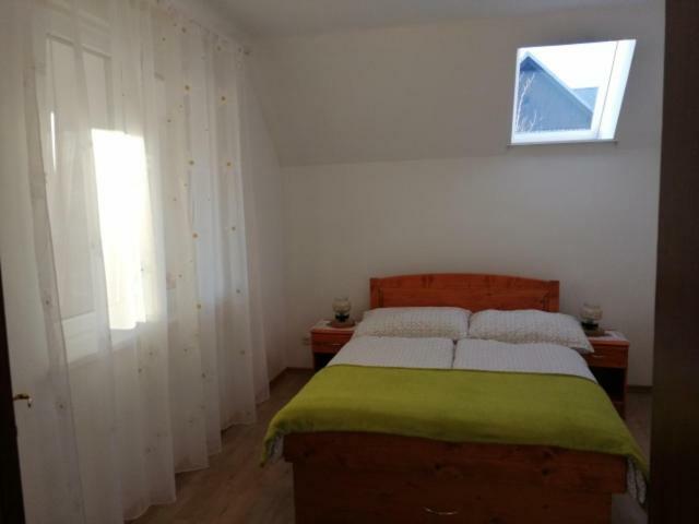 R&G Apartment Zirovnica Exteriör bild